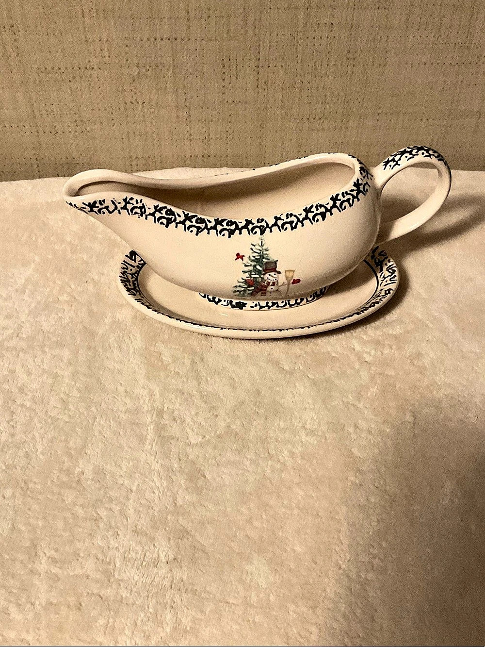 Royal Seasons Stoneware Snowman Gravy Boat with Underplate Set